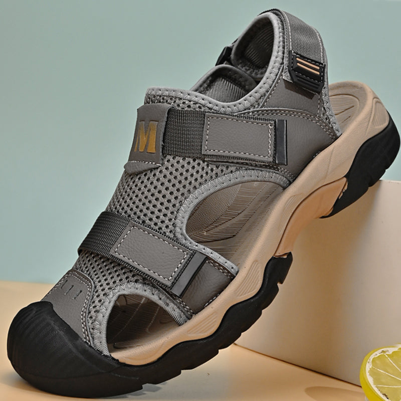 Summer Men's Toe-Toe Beach Shoes Breathable Mesh Outdoor Soft-Soled Sandals for Men