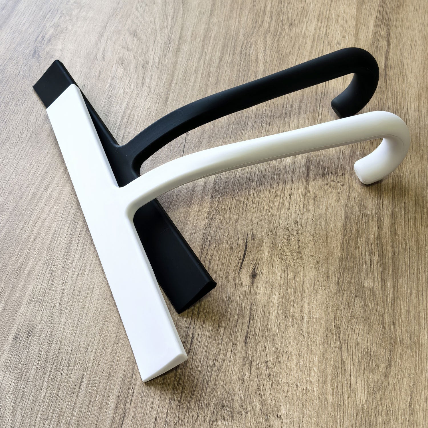 Silicone Glass Wiper with Inverted Hook, Black Silicone Window Cleaning Tool, Two Sizes Available