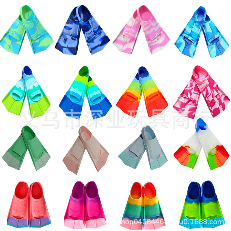Swimming Fins Freestyle Silicone Short Fins Children's Diving Fins Training Diving Equipment Wholesale Silicone Fins
